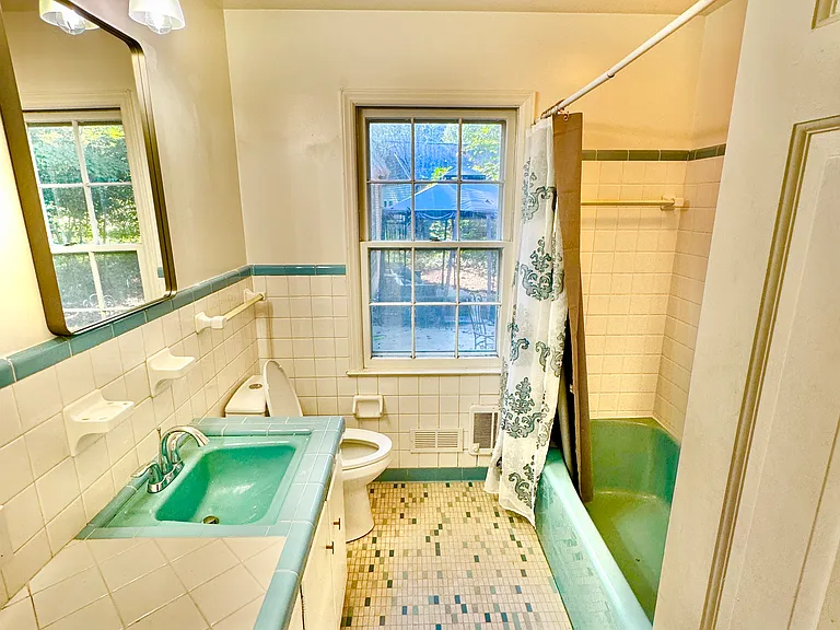 303 Kirk Rd — Photo 9