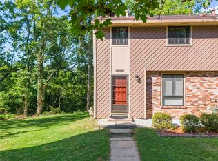2315 Firethorn Rd, Bridgeville, PA 15017