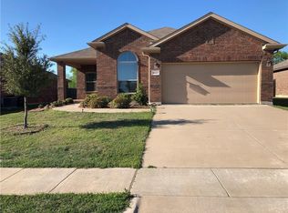 5117 Crystal Lake Ave, Krum, TX 76249