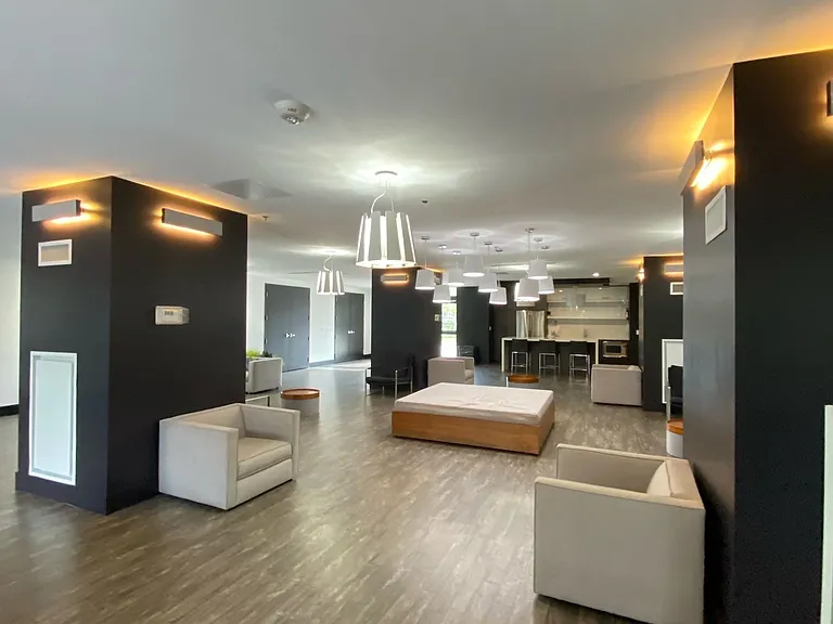 88 Colgate Ave #Penthouse 01 — Photo 13