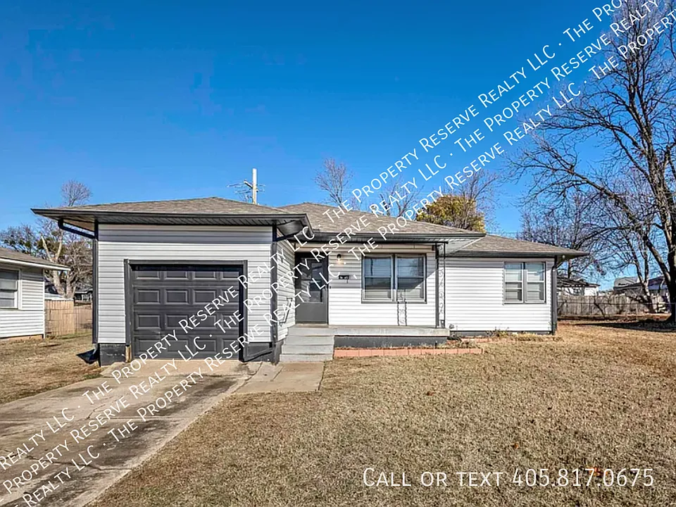 1611 W Jones Ave