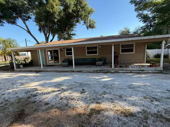 448 Glenwood Ave, Osprey, FL 34229