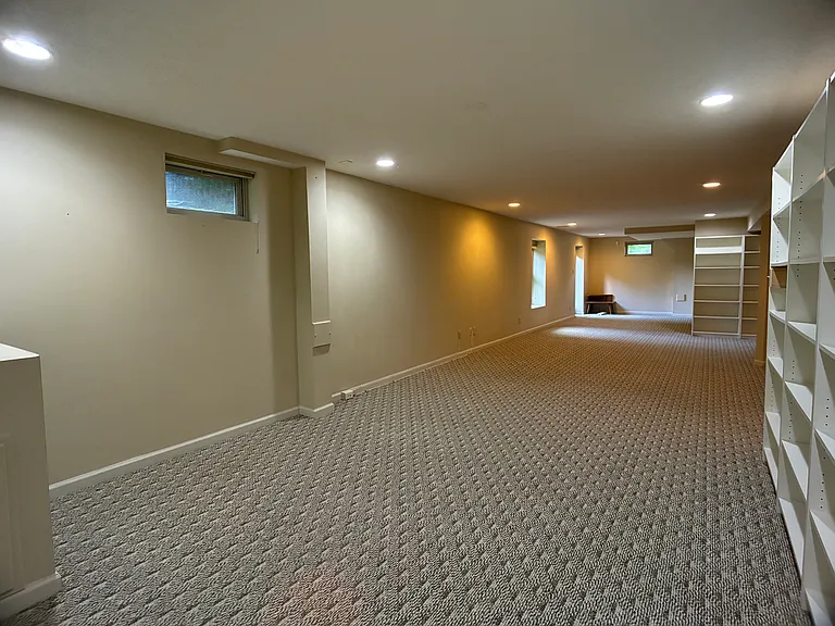 6400 Belmont Park Ct — Photo 43
