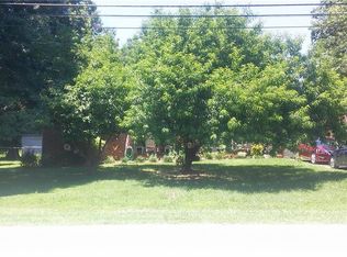 1112 Black Rd, Thomasville, NC 27360