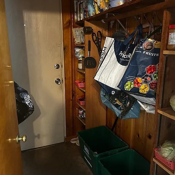 37 Greendale Ave — Photo 16