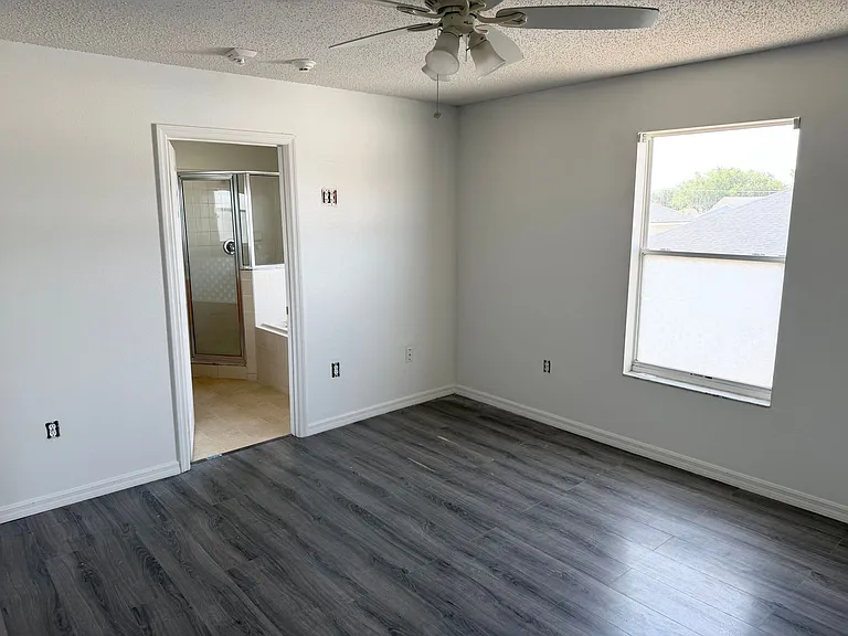 301 Shad Way — Photo 13