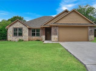 2501 N Ricketts St, Sherman, TX 75092