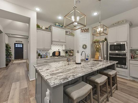 5th image of 30103 Aralia Drive