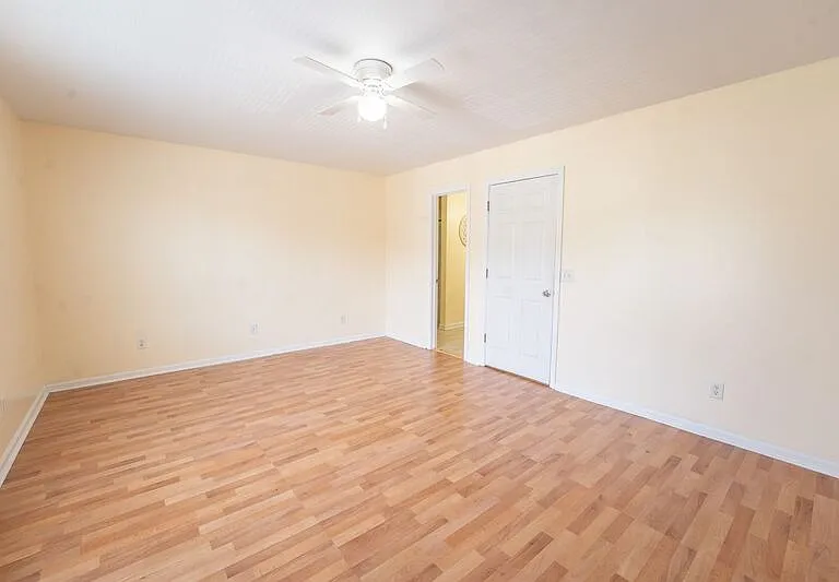 7 Gimbal Cir — Photo 16