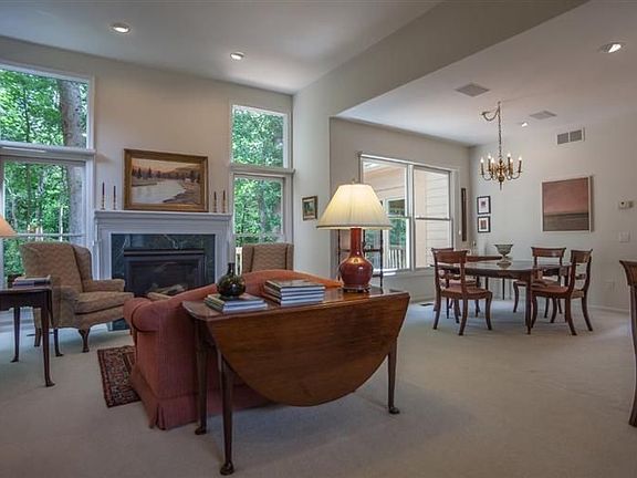 4th image of 4637 Sawgrass Dr W