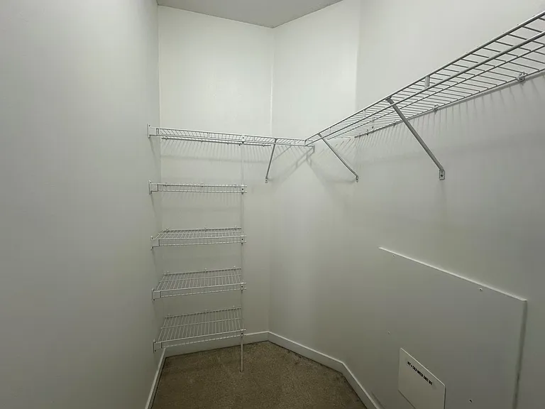 717 Chesterfield Ave #204 — Photo 17