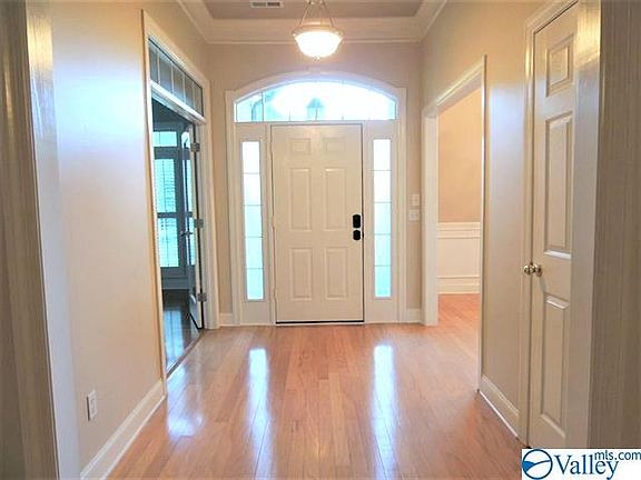 5th image of 113 Forest Creek Dr