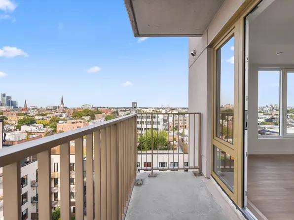 16 West Street image 2 of 31