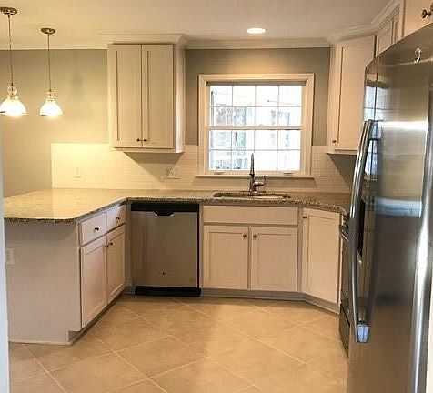 4th image of 119 Sterling Dr