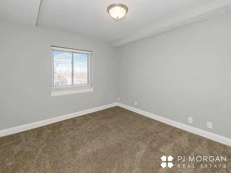 Mill Pointe — Photo 10