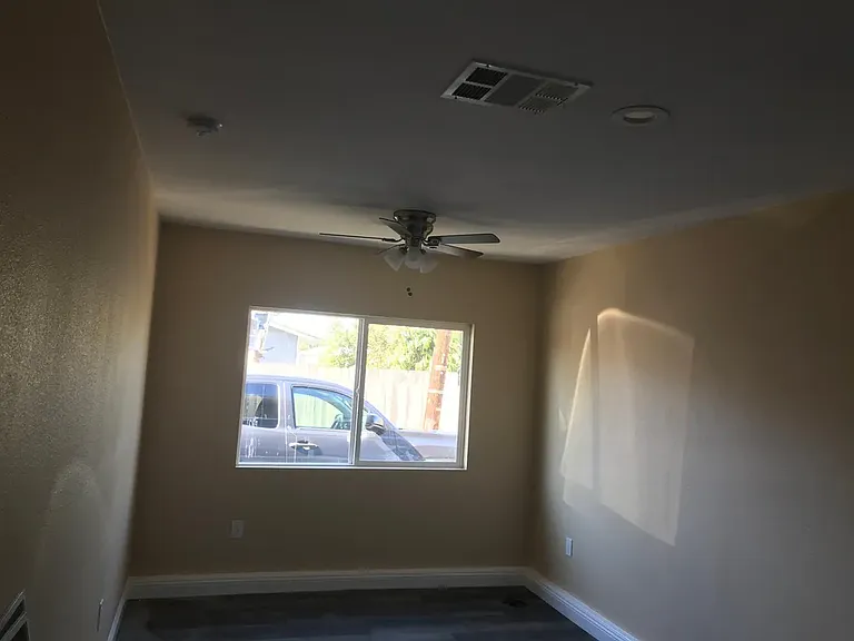 509 N Sabina St #B — Photo 11