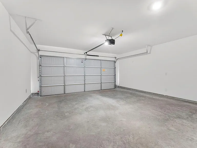 706 Umbrella Tree Dr — Photo 26