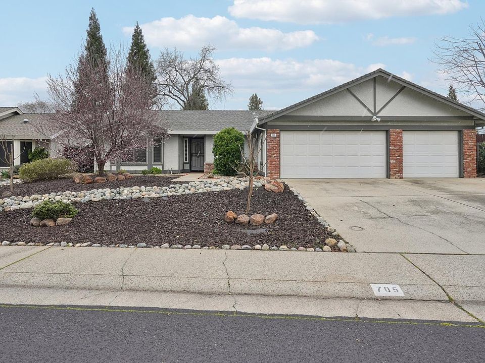 1st image of 705 Machado Ln
