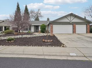 705 Machado Ln, Roseville, CA 95678