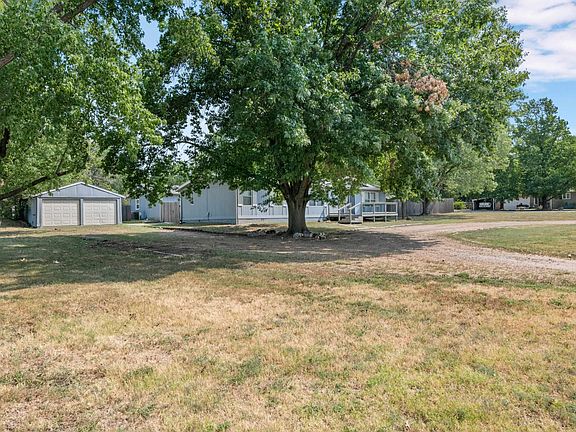 4th image of 300 Williamson Dr