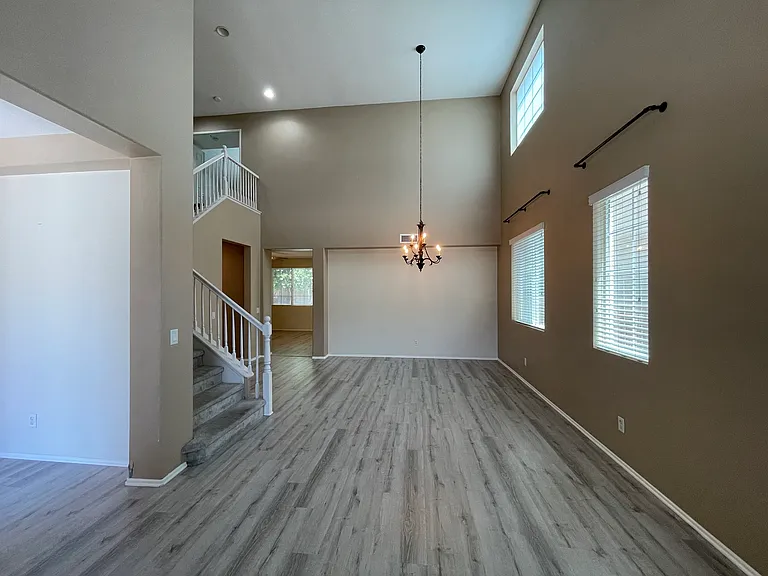28440 Ware St — Photo 5