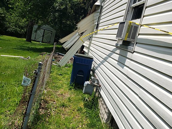 5th image of 3669 E Edgar Ave