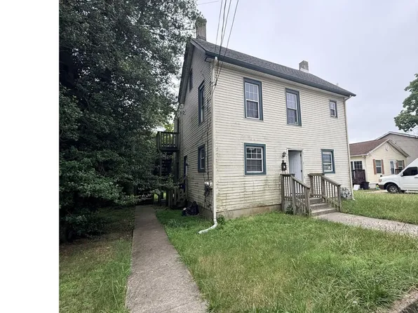 22 W Madison Ave, Paulsboro, NJ 08066