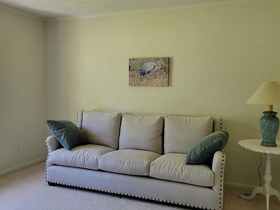 2nd image of 6709 Landover Cir