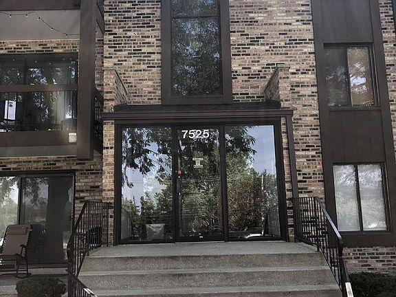 2nd image of 7525 175th St APT 821