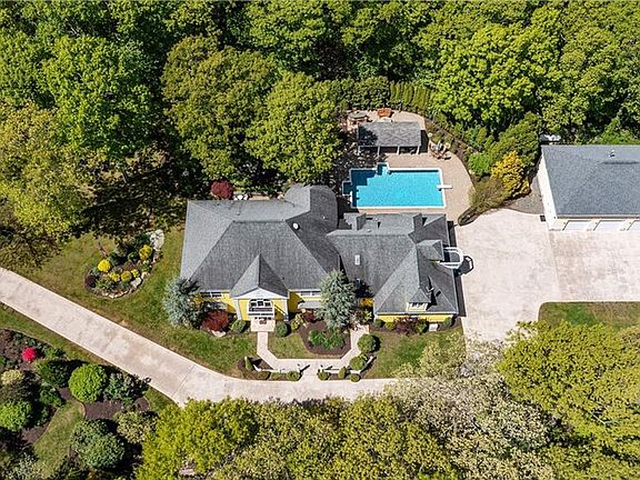 2nd image of 15 Justin Rd