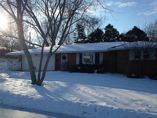1st image of 407 Parkside Dr