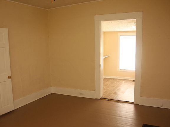 5th image of 547 Atlanta Ave SE APT 2