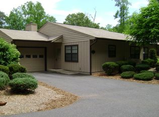 54A Longbow Ln, Franklin, NC 28734