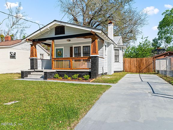 4th image of 3529 DELLWOOD Avenue