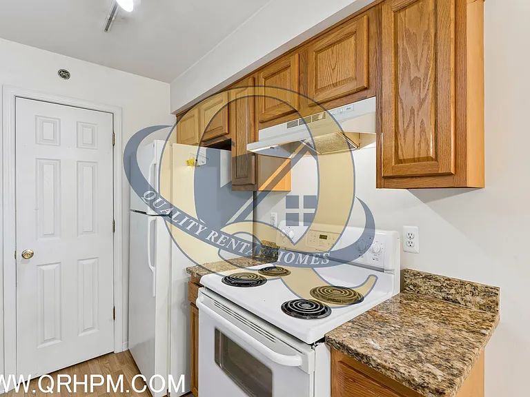 5200 N Genesee Rd — Photo 11
