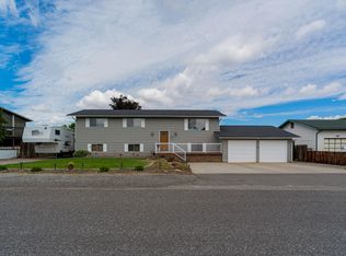 209 Wilshire St NW, East Wenatchee, WA 98802