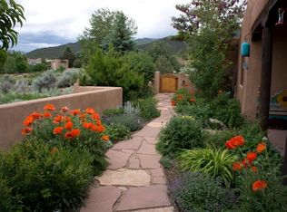 1441 Higgins St, Taos, NM 87571