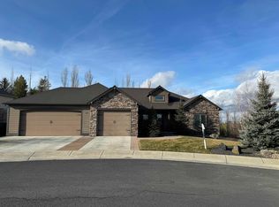210 SW Prairie Ct, Pullman, WA 99163