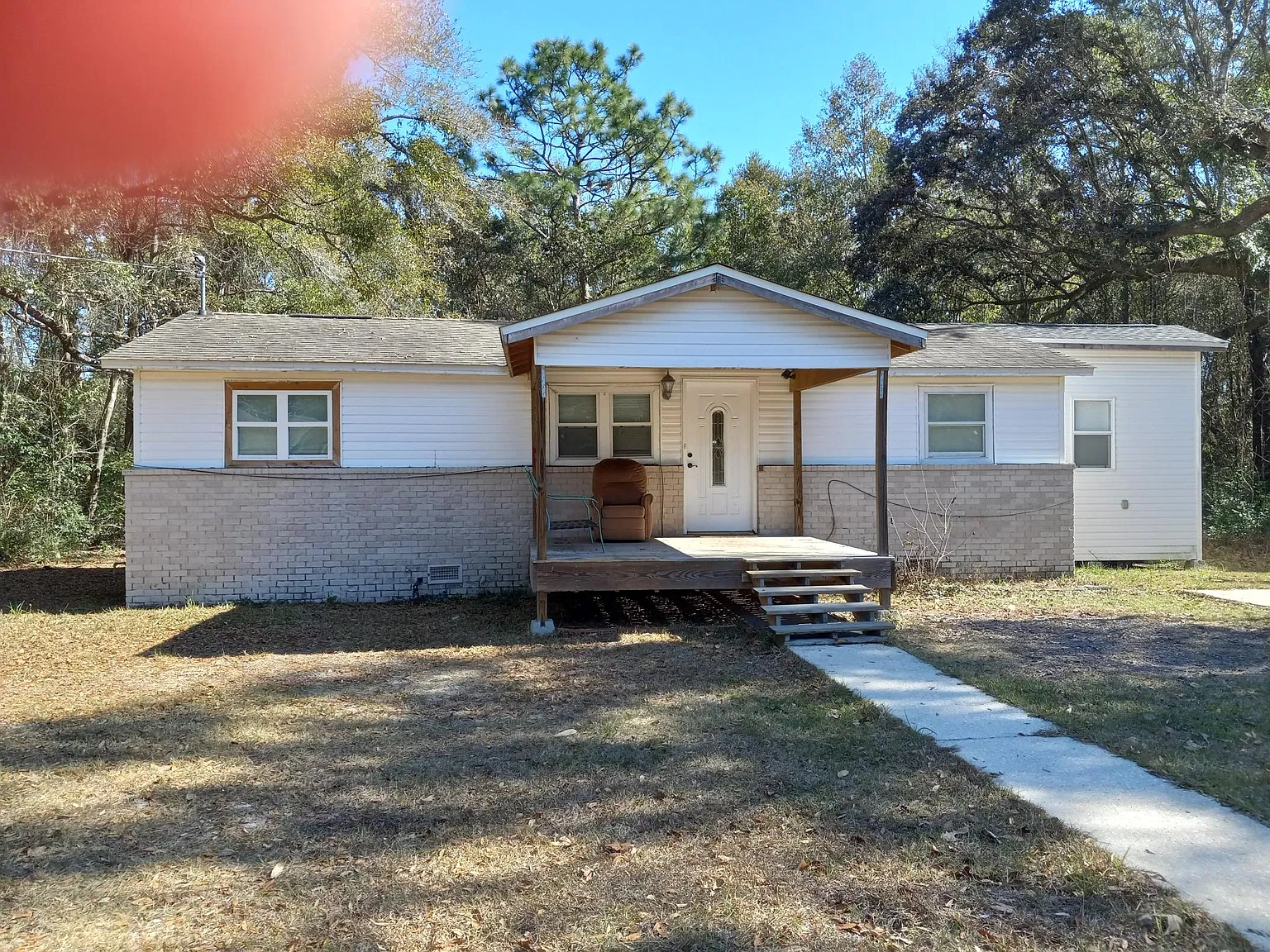 3 bed, 1021 sqft, $1,350 — Photo 1