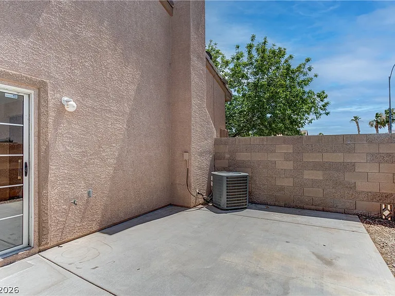 1636 Coyote Run Dr — Photo 4