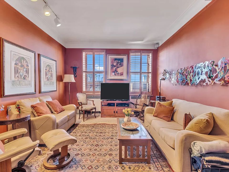 1st image of 200 Pinehurst Ave #6HJ