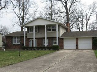 1505 W Tree Ln, Muncie, IN 47302