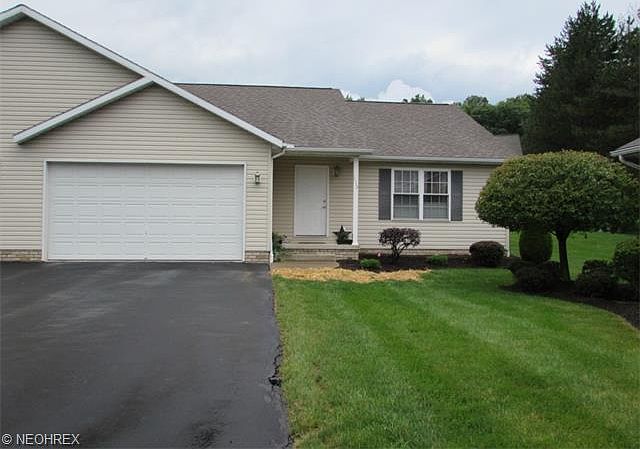 1st image of 110 Aspen Dr