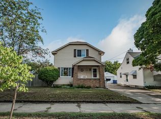 1125 Oaklawn St NE, Grand Rapids, MI 49505