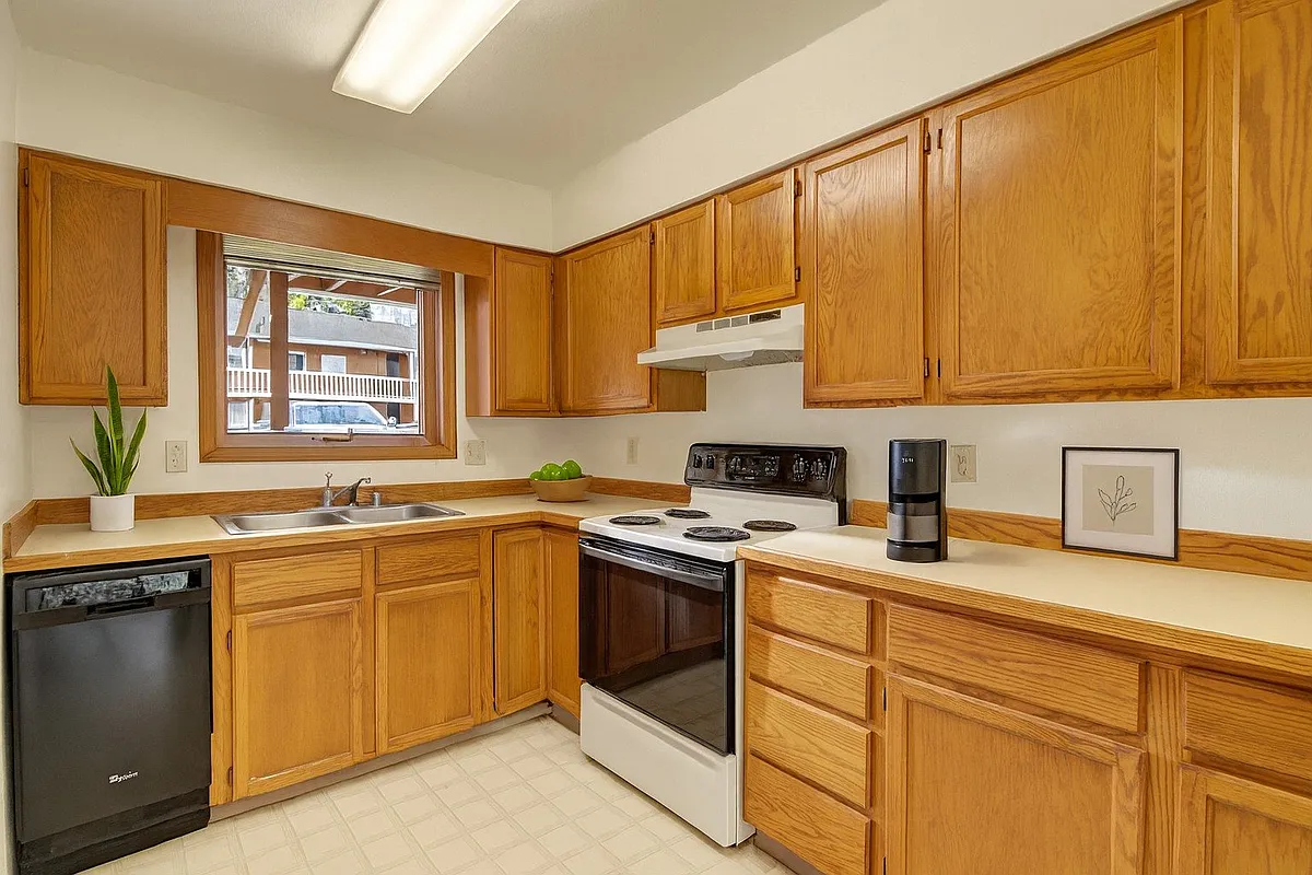 Building Photo - Wildwood Estates