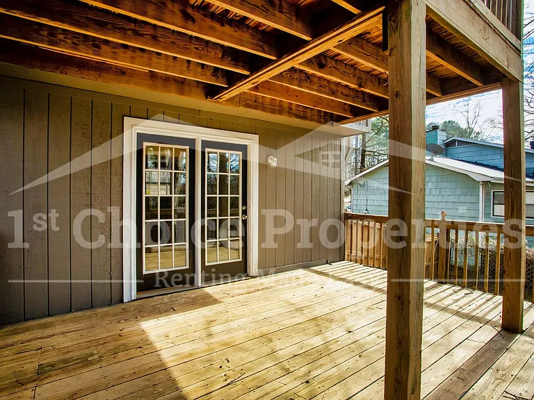 118 Fox Hollies Blvd — Photo 5