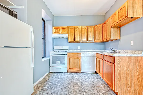 Rented by Douglas Elliman | media 11