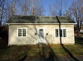 32 Woods Ln, Coventry, CT 06238