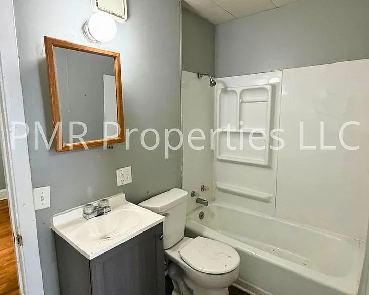 3221 Doniphan Ave — Photo 5