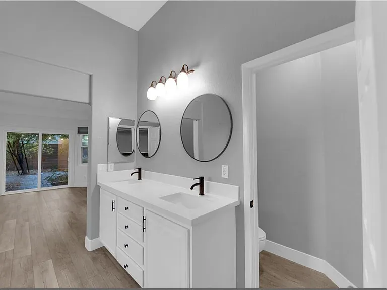 9929 Lago De Coco Ave — Photo 19